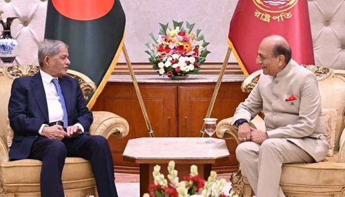 পানি বণ্টনসহ অমীমাংসিত বিষয় সমাধানের আহ্বান রাষ্ট্রপতির